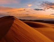 کویر مرنجاب؛ ترکیبی از رملهای نرم و کاروانسراهای تاریخی