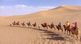 کویر ورزنه اصفهان؛ مقصدی محبوب برای کویرگردی